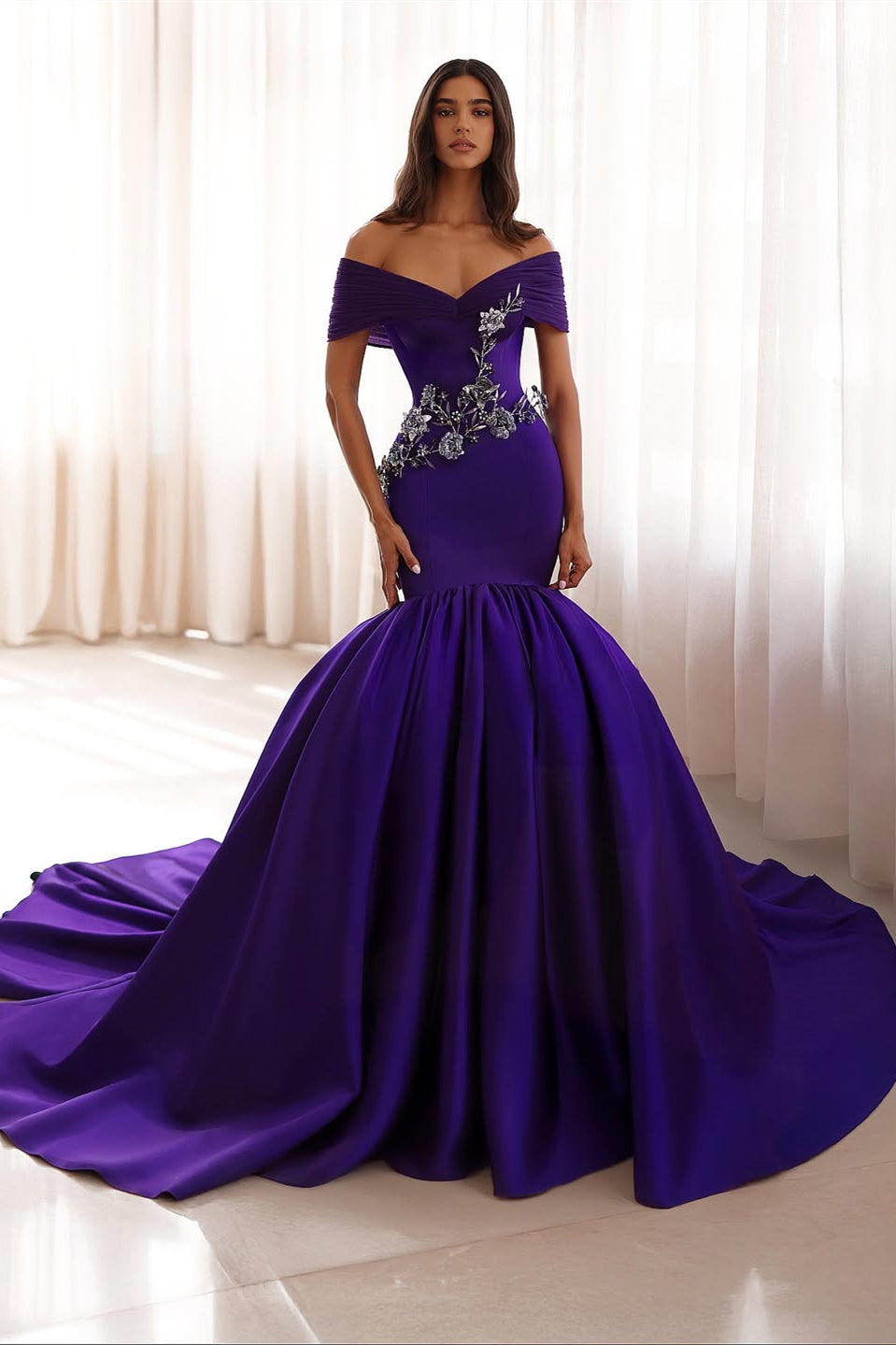 Luxury Regency V-Neck Off-The-Shoulder Satin Prom Dresses Sleeveless Sheath With Flower Zipper
