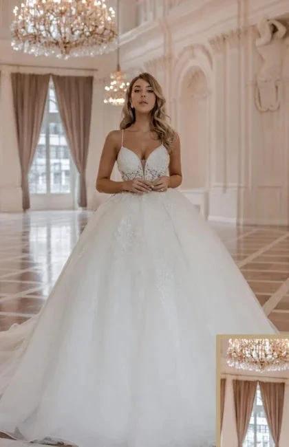 Luxury spaghetti straps sleeveless ball gown lace Wedding dress (ZD14848)