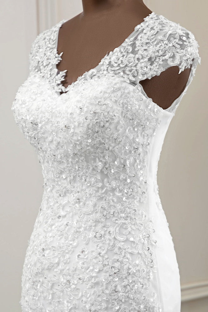 Luxury V-Neck Sleeveless White Lace Mermaid Wedding Dresses with Appliques (ZD17425)