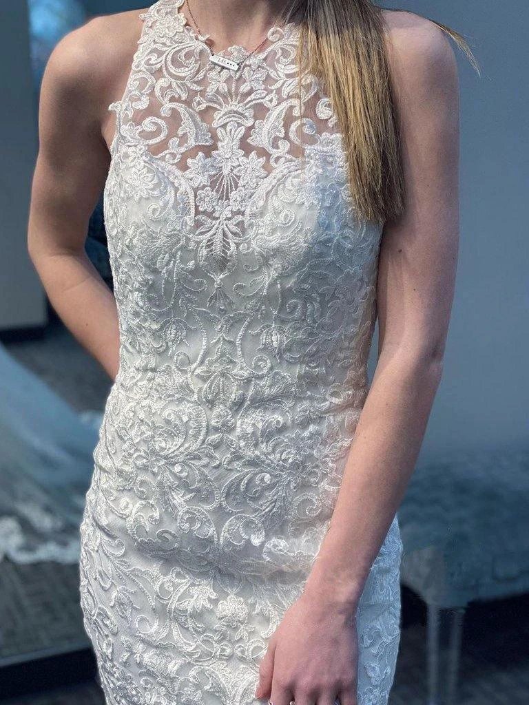 Mermaid Lace Wedding Gown With Semi-Cathedral Train Racer Back Wedding Dress (ZD15290)