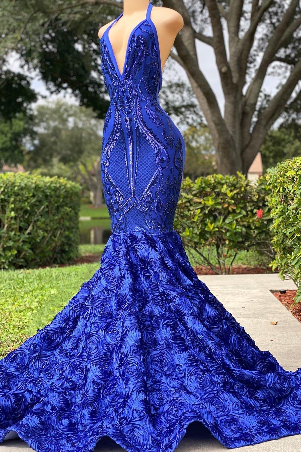 Mermaid Spaghetti strap Appliques Lace Sequined Open Back Floor-Length Sleeveless Prom Dress