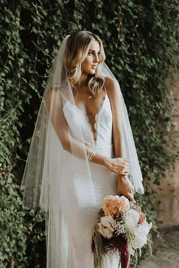 Mermaid Spaghetti Straps Low Cut Backless Lace Wedding Dress (ZD15395)