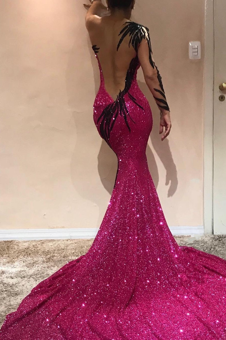 Mermaid Transparent Round Collar Chapel One-Shoulder Long Sleeve Backless Paillette Prom Dress