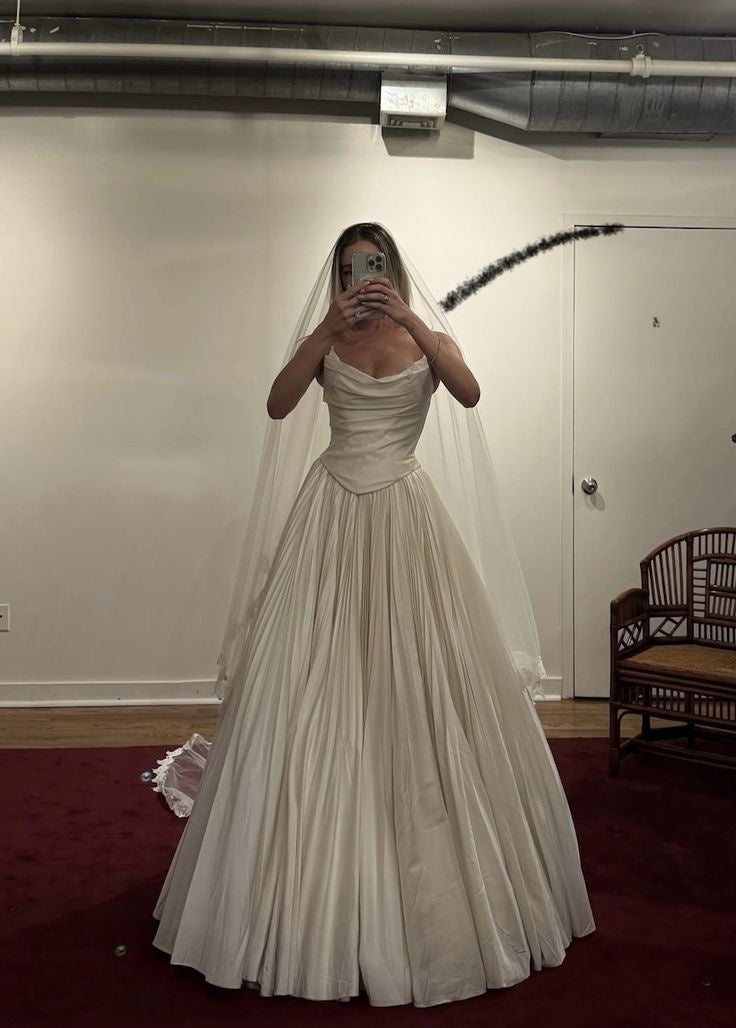 Modest Wedding Dress Ball Gowns Strapless White Satin Long Wedding Dress Brides Dresses Bridal Gown