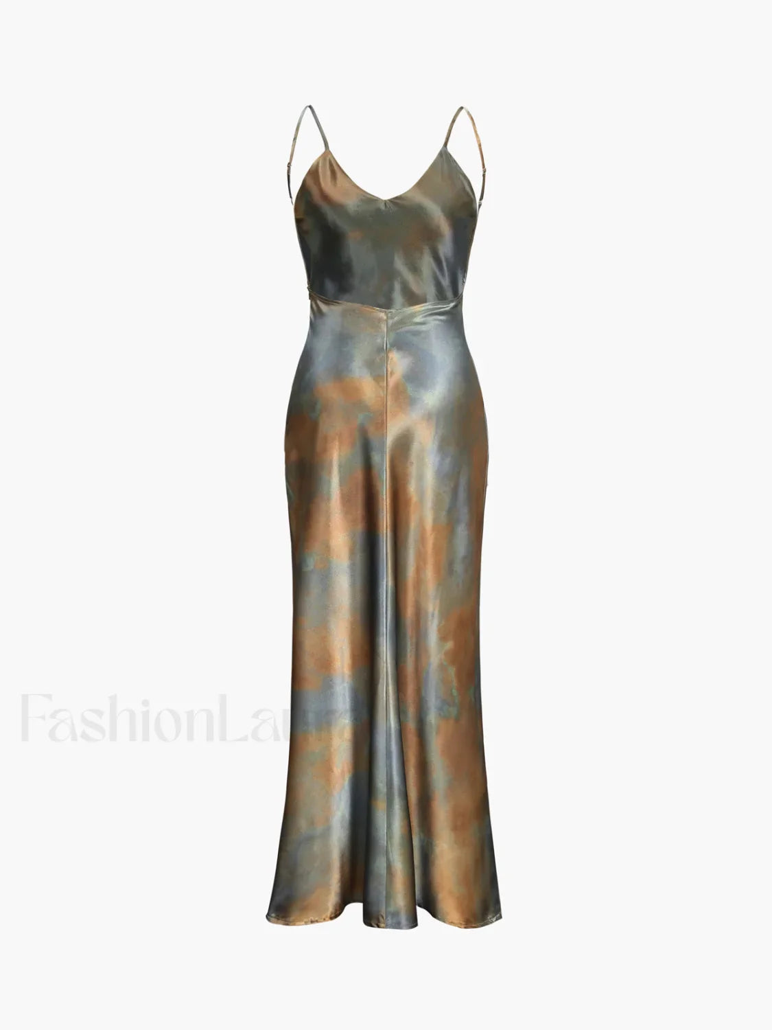 Elegant Dress Inspired by Contemporary Streetwear Fashion 3