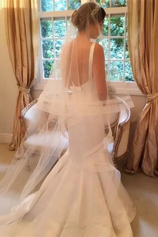 Newest Pretty Mermaid V-neck Sleeveless Simple Backless Elegant Wedding Dresses (ZD14725)