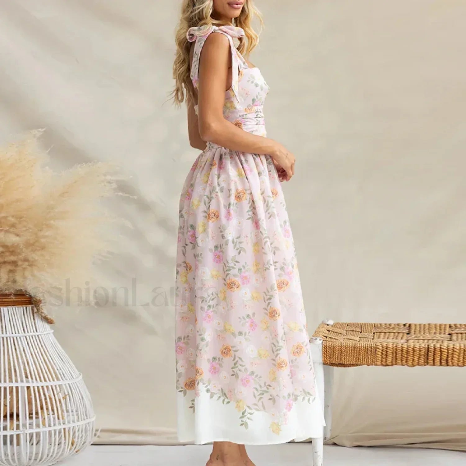 Tailored Dress Inspired by Contemporary Streetwear Fashion 6