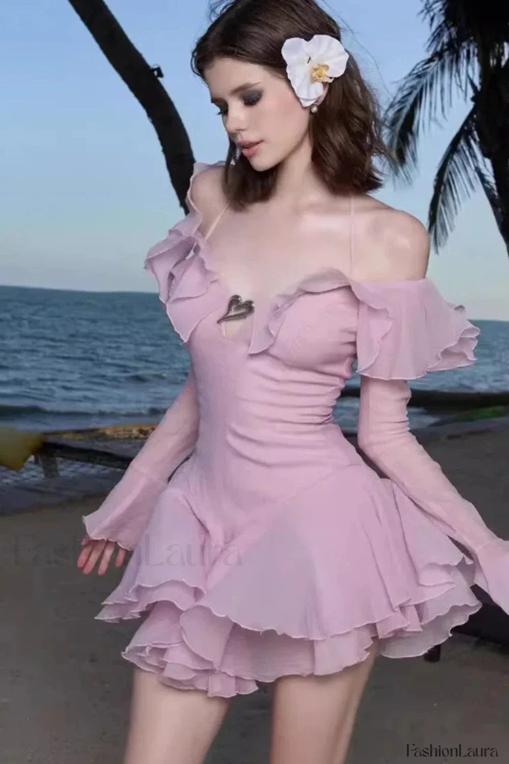 Tailored One Shoulder Horn Dress for Modern Fashion Wear