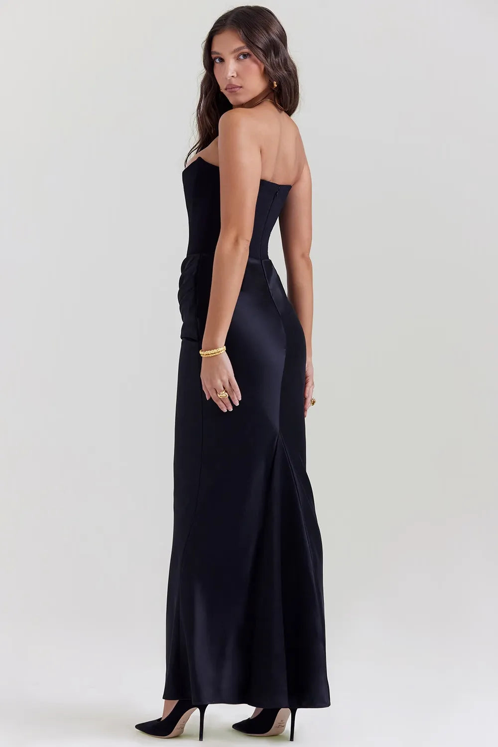 Virginia Boutique Luxury Maxi Dress Chic Silhouette Collection