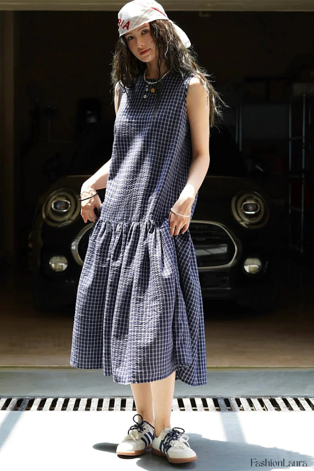Plaid Sleeveless Loose Minimalist Dress for Streetwear Style