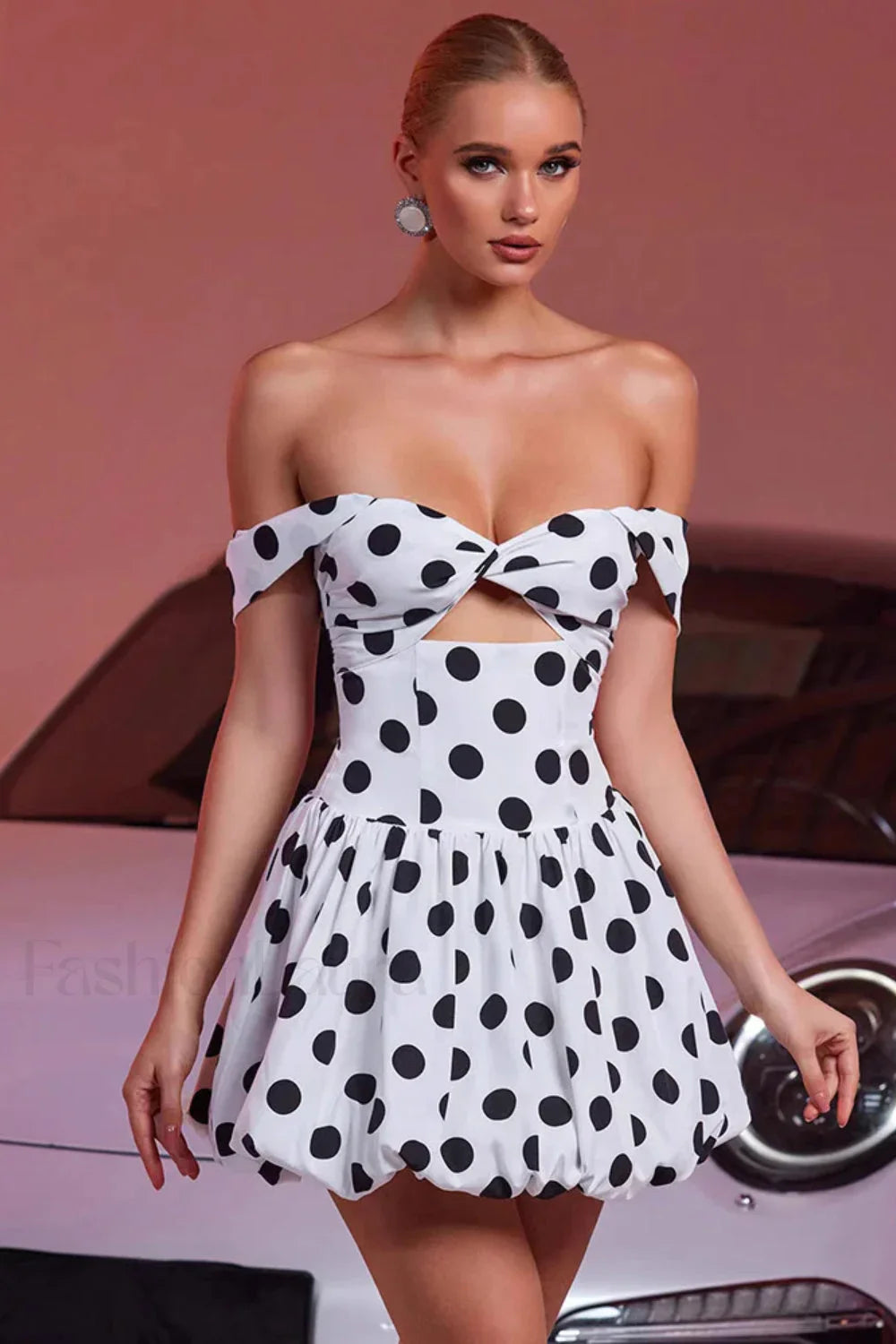 Modern Dress Inspired by Contemporary Streetwear Fashion 9