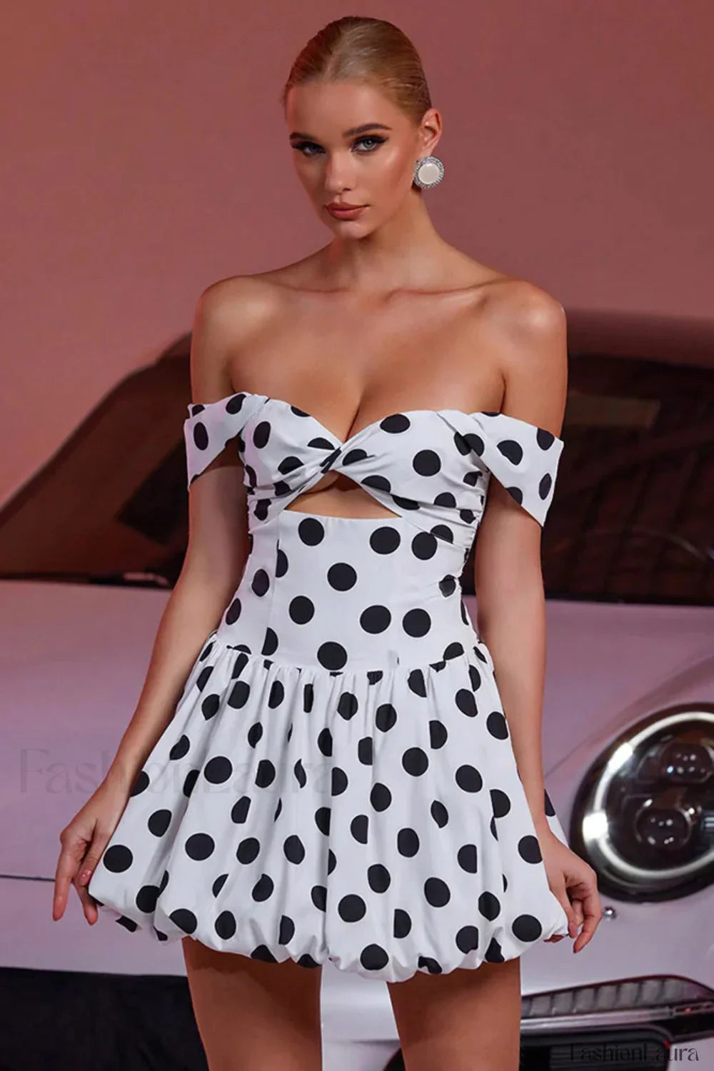 Modern Dress Inspired by Contemporary Streetwear Fashion 9