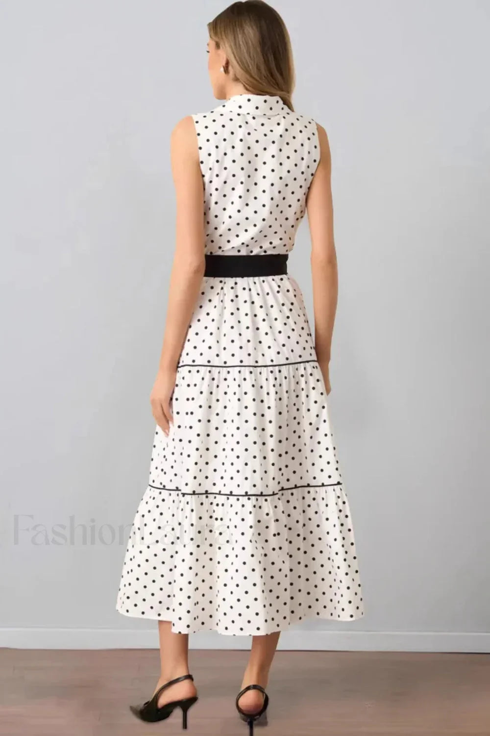 Polka Dot Sleeveless Vintage Inspired Dress for Comfort Fit Design