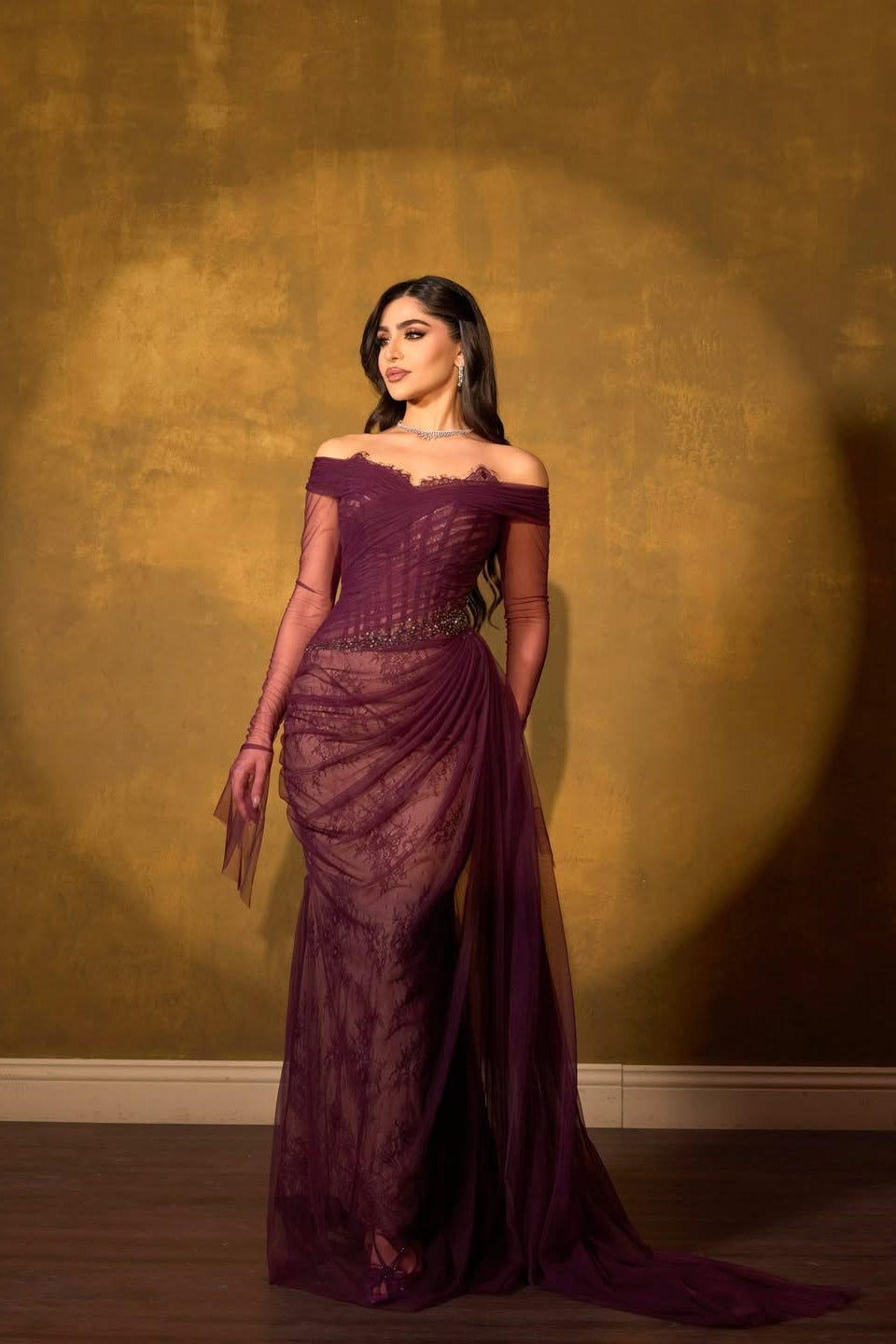 Romantic Grape Sweetheart Off-The-Shoulder Long Sleeves Lace Prom Dress Mermaid Beads With Zipper Ruffles