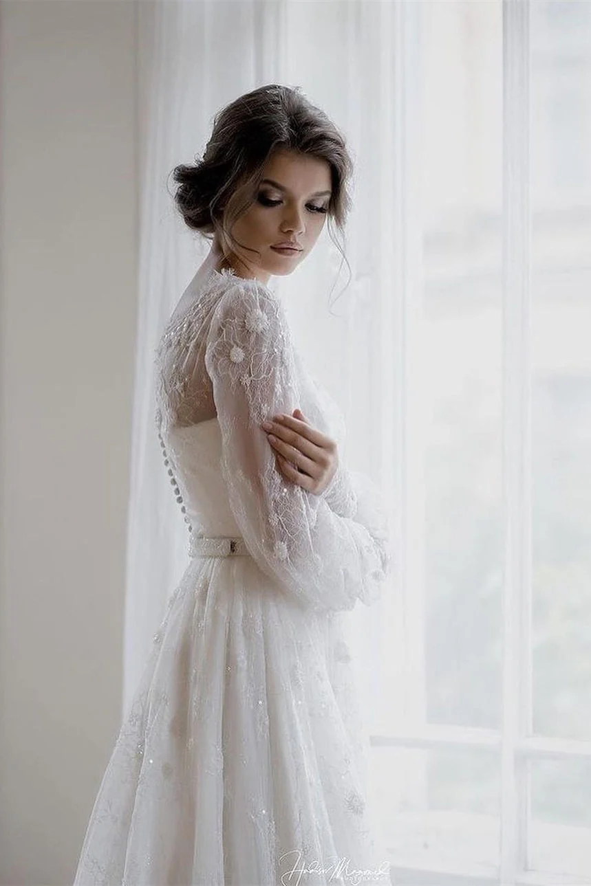 Romantic Long sleeves White Lace Flowers A-Line Wedding Dresses