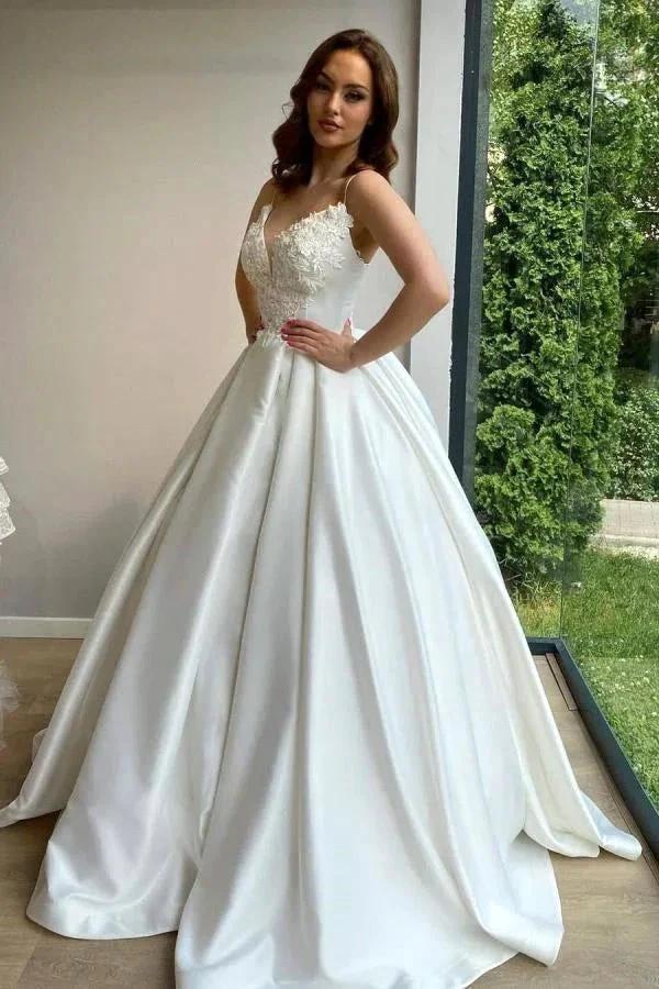 Romantic Spaghetti Straps White Lace Appliques Aline Wedding Dress Sleeveless Bridal Dress with Train (ZD14702)