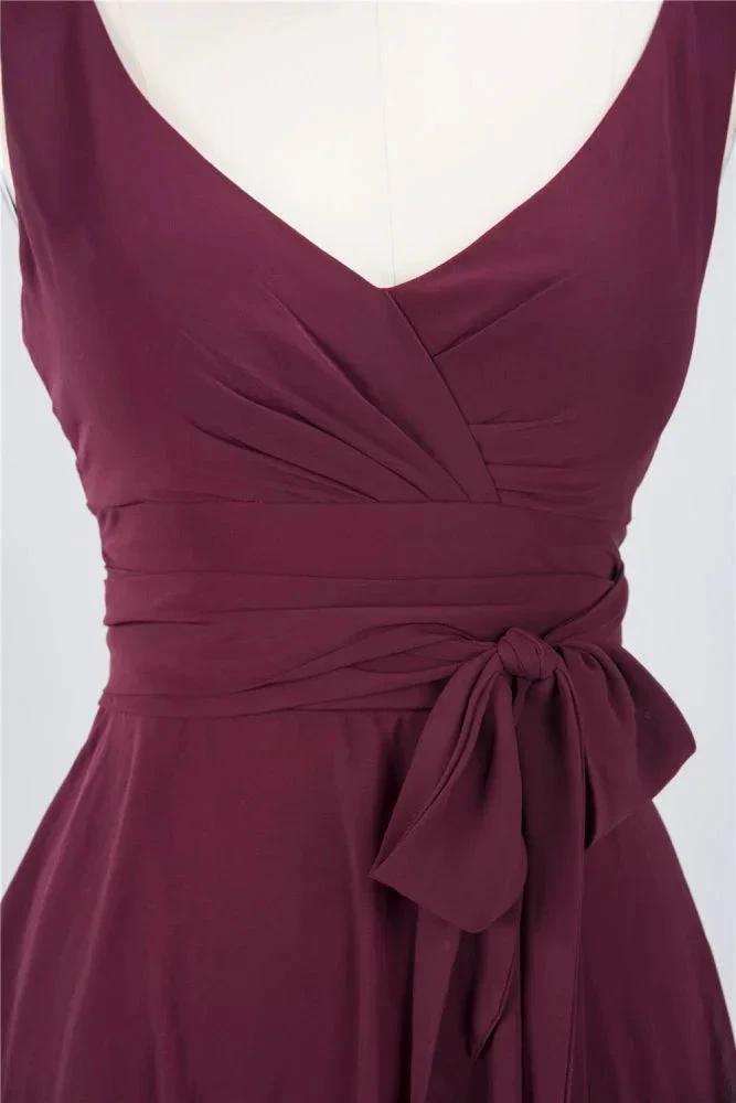 Ruffles Knee-Length Bridesmaid Dress Sleeveless V-Neck Mini Cocktail Party Dress (ZD13109)
