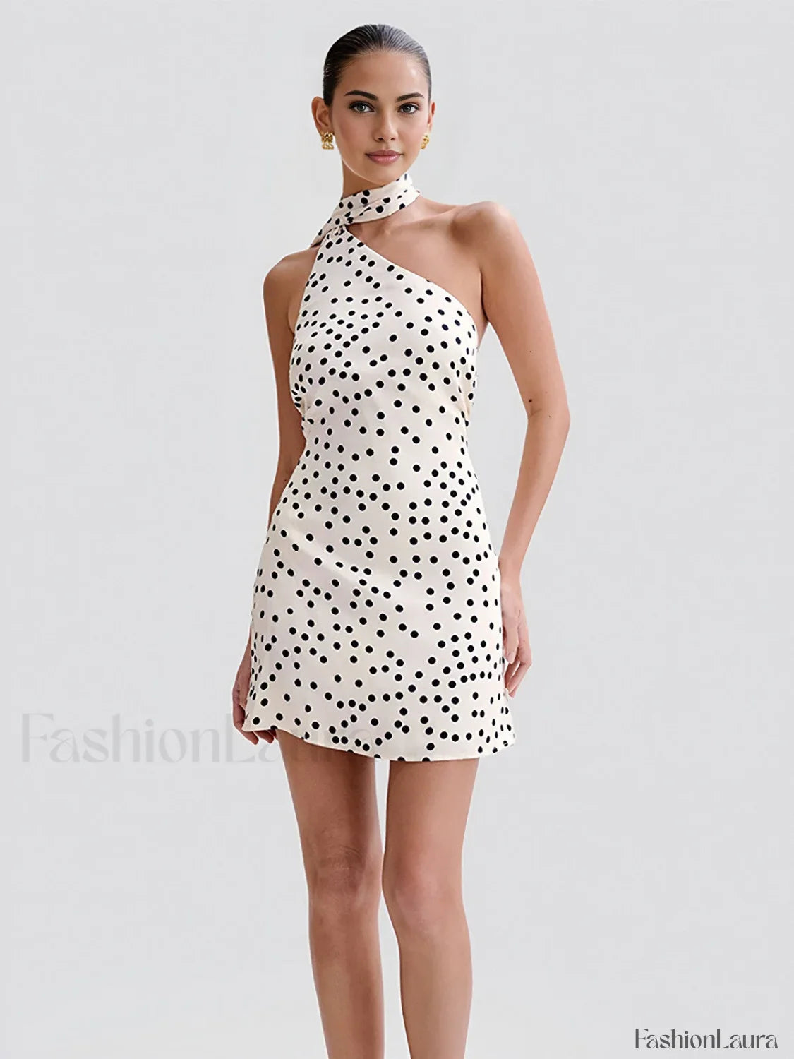 Cpcomense250708 044 Dress with Minimalist Everyday Styling