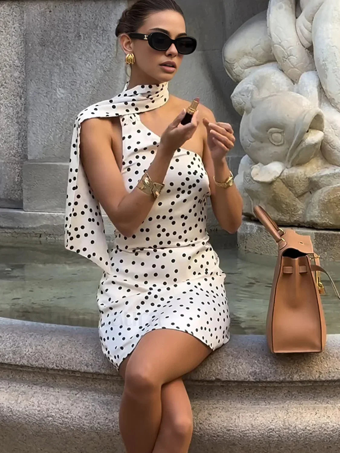 Cpcomense250708 044 Dress with Minimalist Everyday Styling