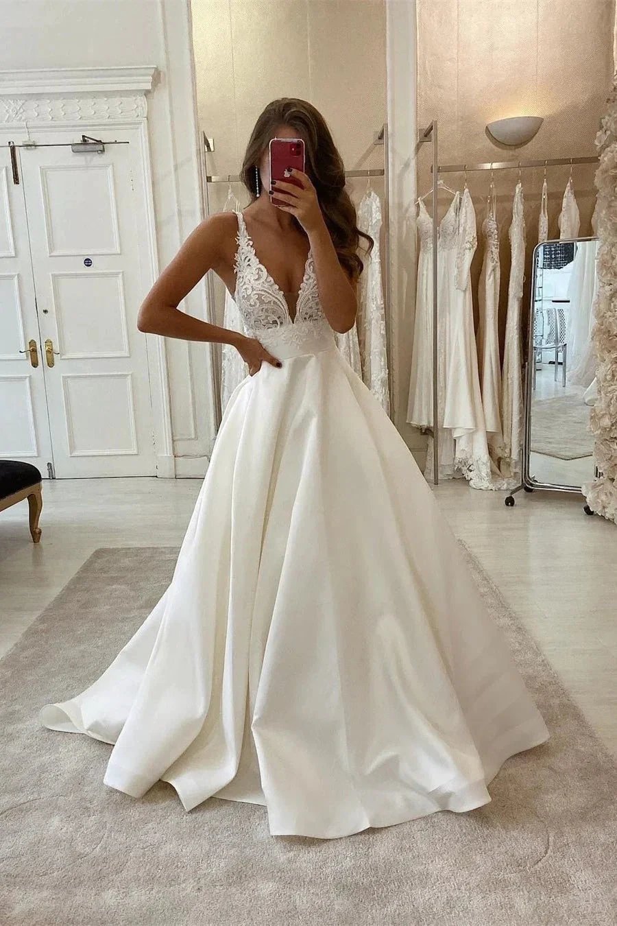 Sexy A-line V-neck Straps Lace Sleeveless Wedding Dress (ZD14516)