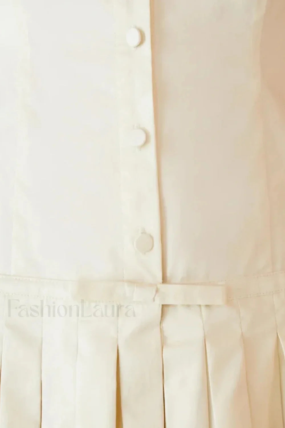 Sexy Pleated Waist Dress with Relaxed Fit and Modern Casual Wear