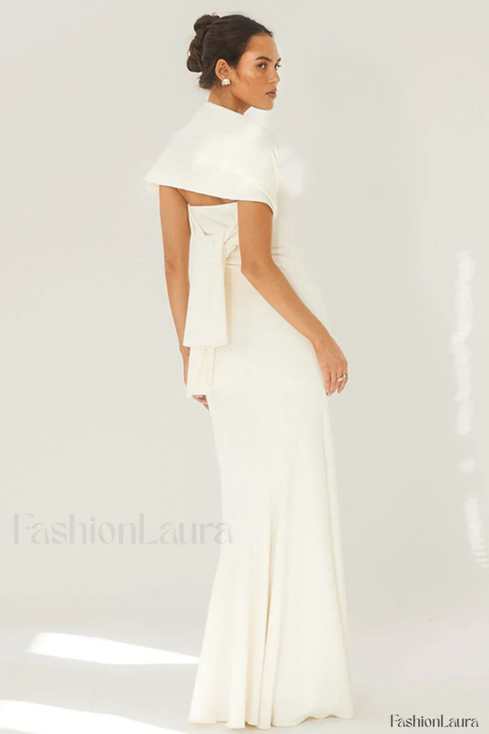 Sexy Strapless Mermaid Dress with Relaxed Fit and Seasonal Wardrobe Essential