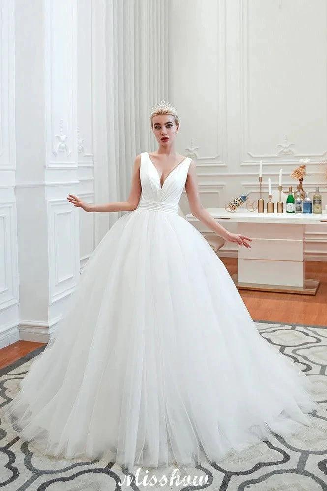 Sexy V-Neck Sleeveless Princess Spring Wedding Dress | White Low Back Bridal Gowns with Belt (ZD13982)