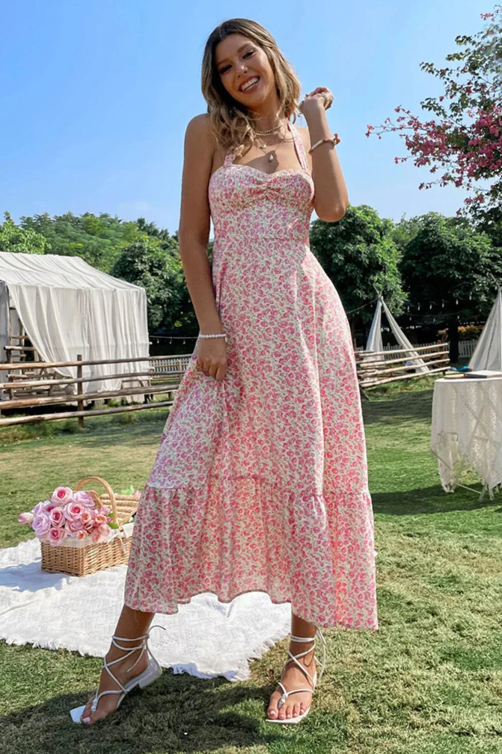 Sexy Wind Neck Dress with Relaxed Fit and Everyday Wear