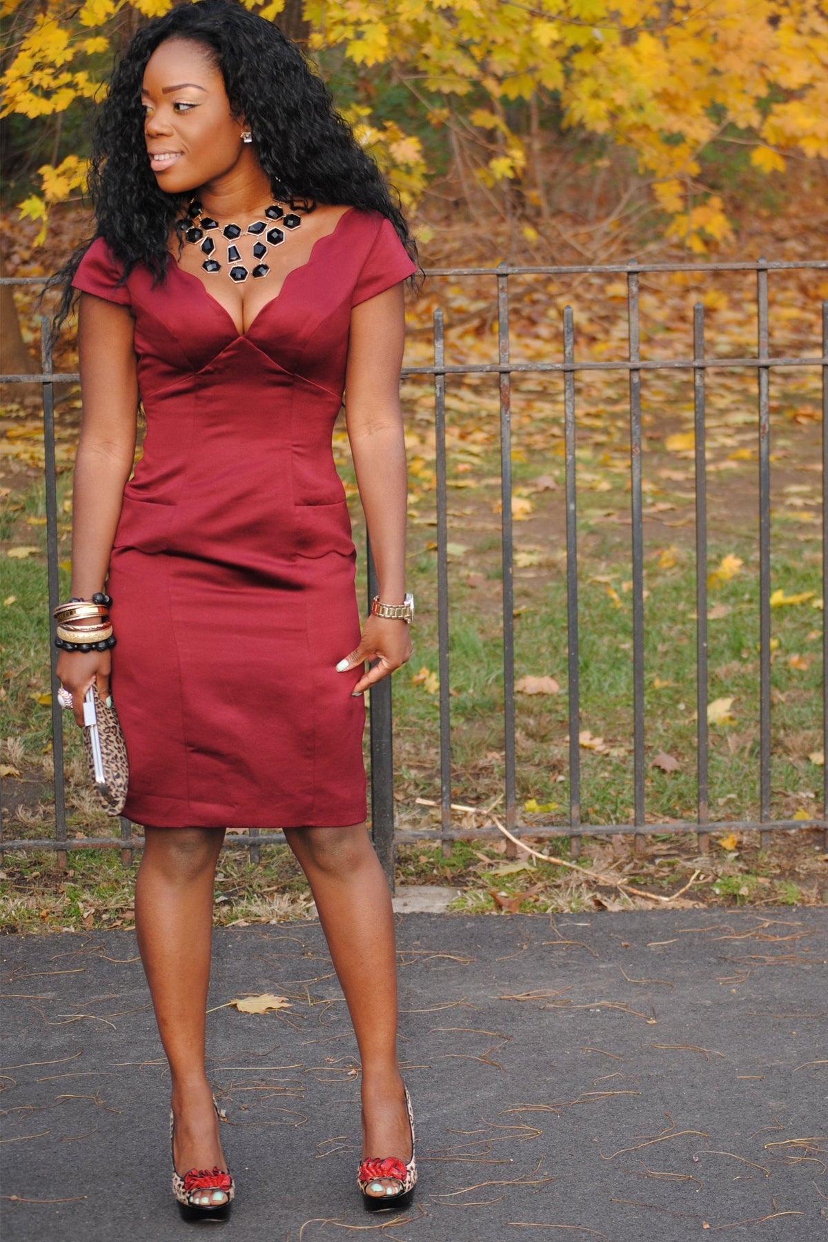 Sheath V-Neck Knee Length Short Sleeves Bridesmaid Dress