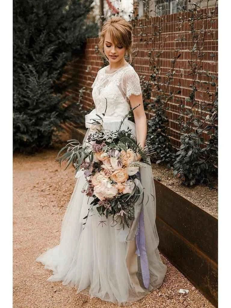 Short Sleeve Lace and Tulle Silver  Wedding Dresses with Sash (ZD15349)