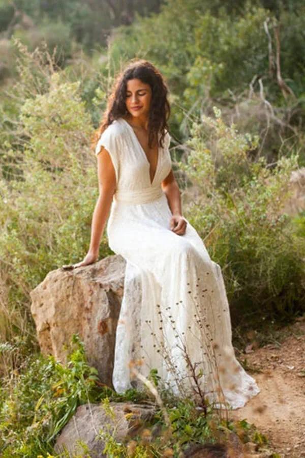 Simple Long A-line Open Back Sleeveless V-neck Lace Wedding Dress (ZD16689)