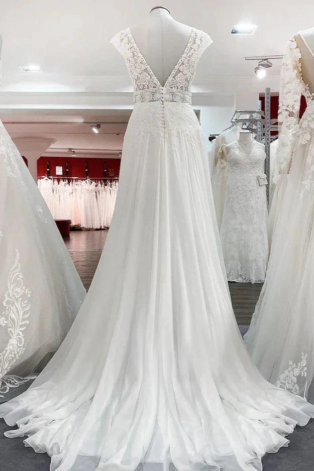 Simple Long A-line V-neck Tulle Appliques Lace Wedding Dress (ZD15158)