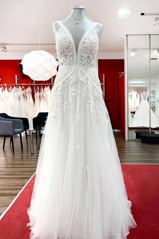 Sleeveless Ivory Lace Appliques A-Line Wedding Dresses (ZD17542)