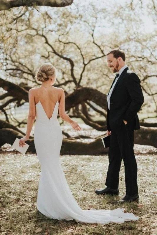 Spaghetti Straps Pretty Mermaid Backless V-Neck Beach Simple Boho Elegant Wedding Dresses (ZD14721)