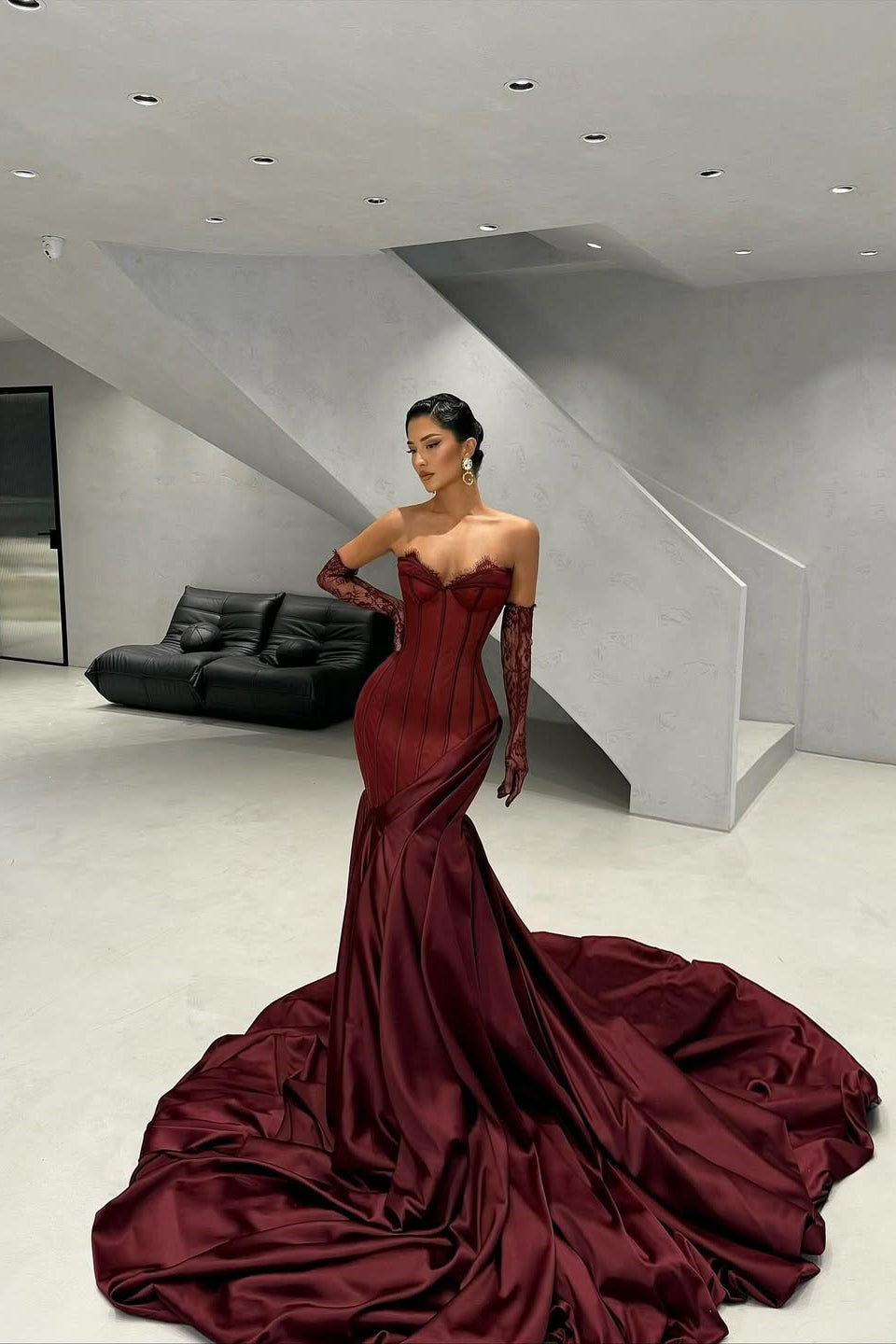 Sparkling Burgundy Sweetheart Strapless Satin Prom Dress Mermaid Sheath With Gloves