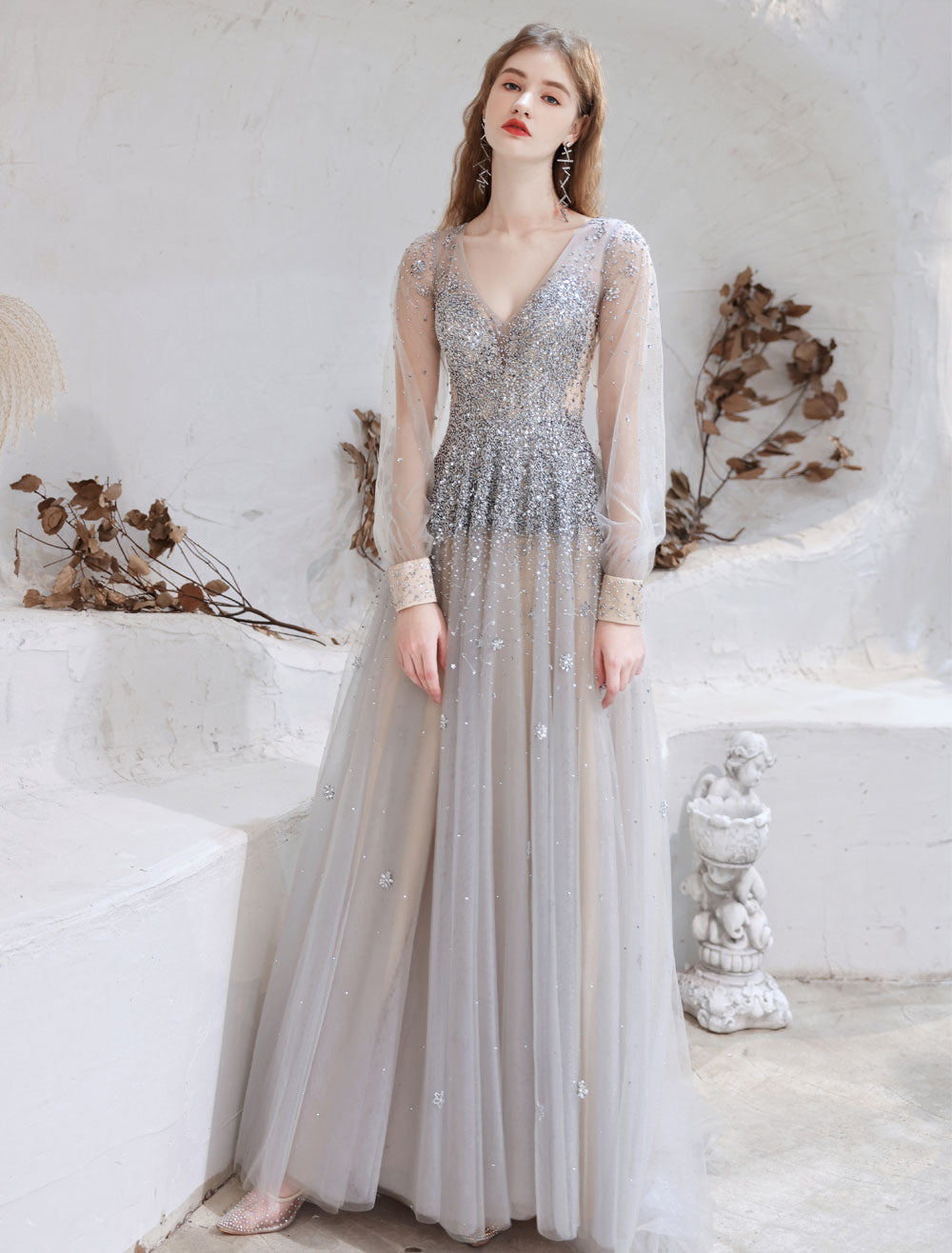 Stunning Evening Dress Light Grey A-Line Jewel Neck With Train Long Sleeves Zipper Formal Dinner Pageant Dress