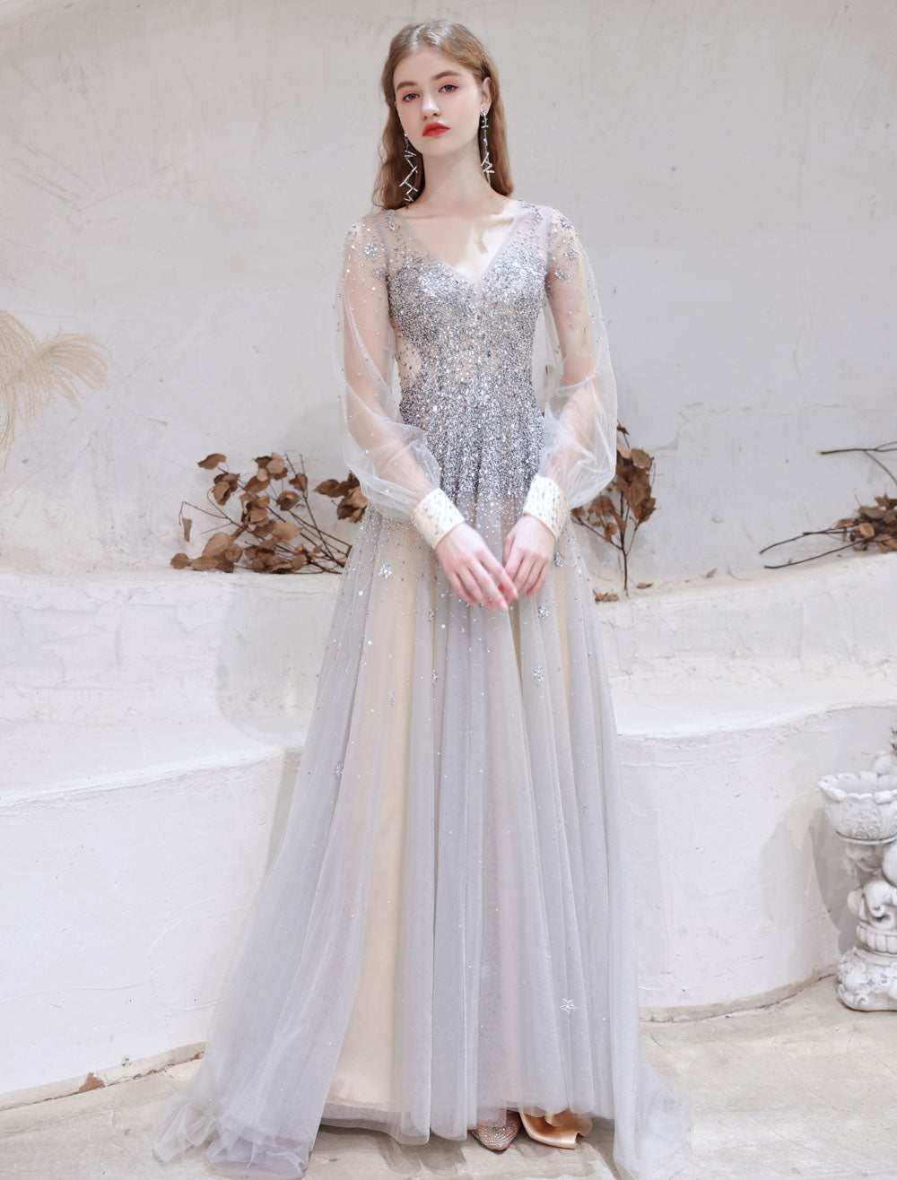 Stunning Evening Dress Light Grey A-Line Jewel Neck With Train Long Sleeves Zipper Formal Dinner Pageant Dress