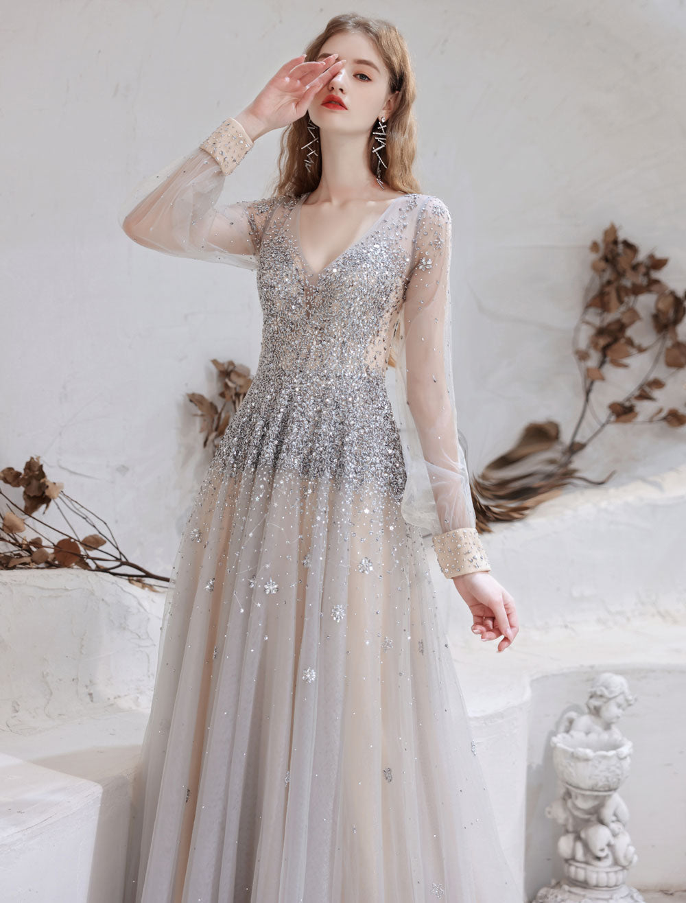 Stunning Evening Dress Light Grey A-Line Jewel Neck With Train Long Sleeves Zipper Formal Dinner Pageant Dress