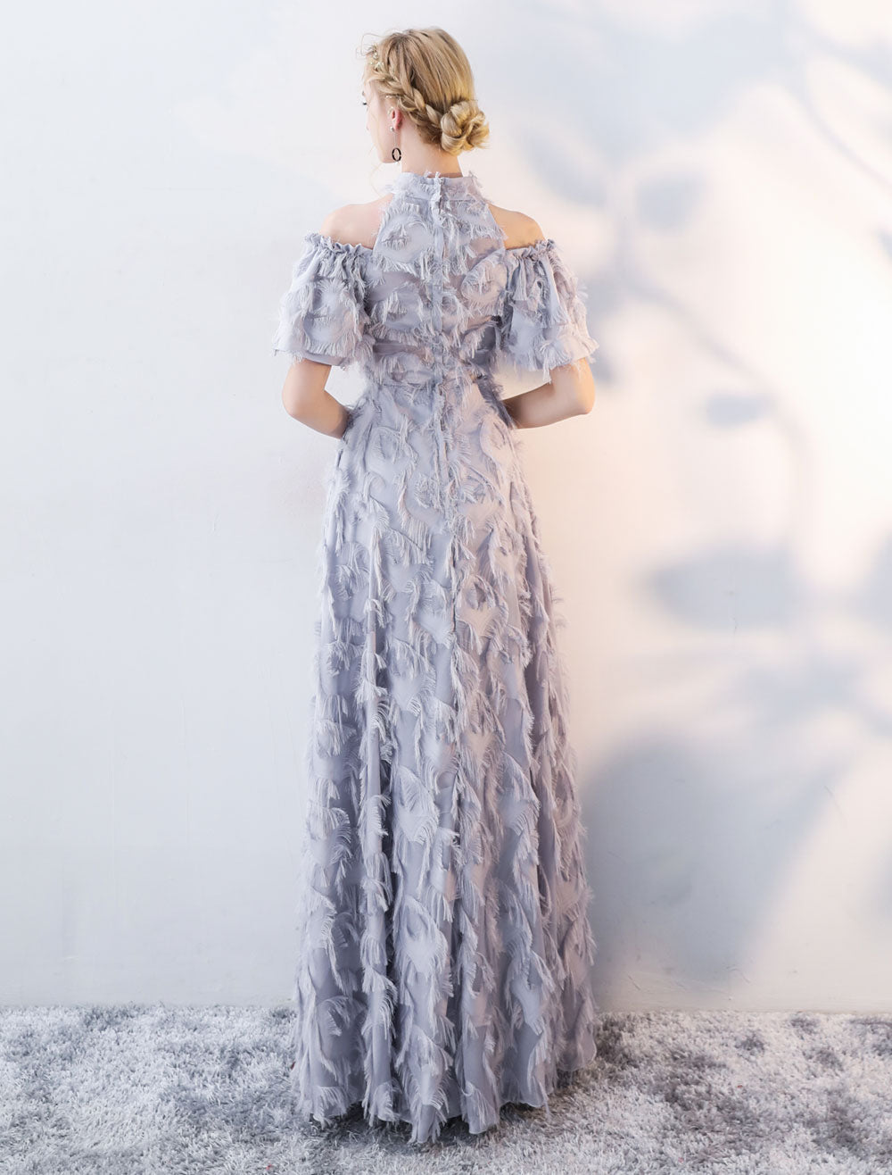 Stunning Evening Dresses Long Light Grey Cold Shoulder Evening Dress Lace Stand Collar Floor-Length Formal Dress