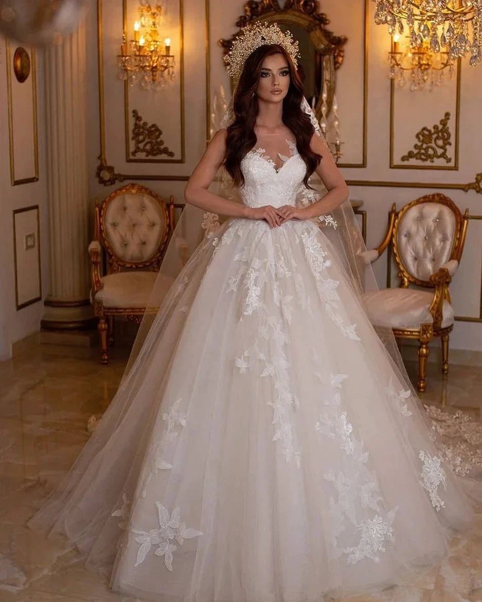 Stunning Long A-Line Bateau Tulle Wedding Dress With Appliques Lace (ZD14311)
