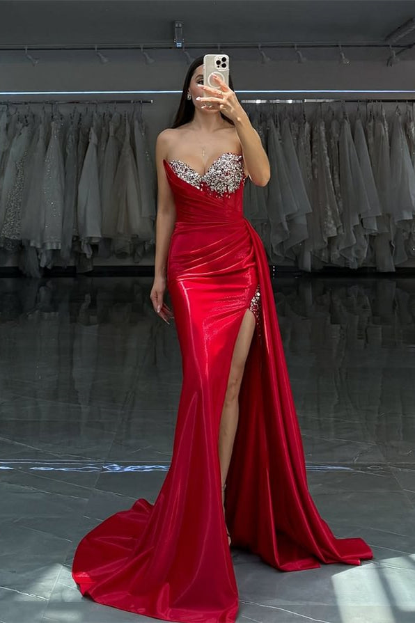 Stunning Red Sweetheart Mermaid Beadings Sheath Prom Dresses With High Slit Ruffle