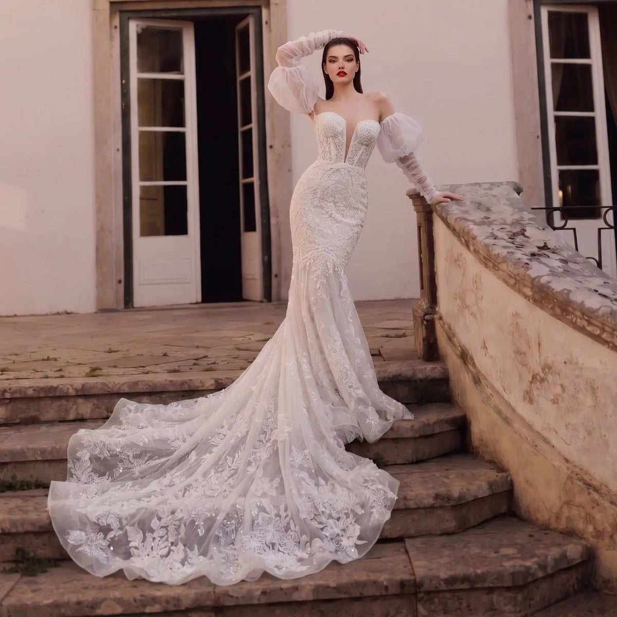 Glamorous White Sweetheart Neckline Mermaid Wedding Dress with Detachable Tulle Sleeves ZP056