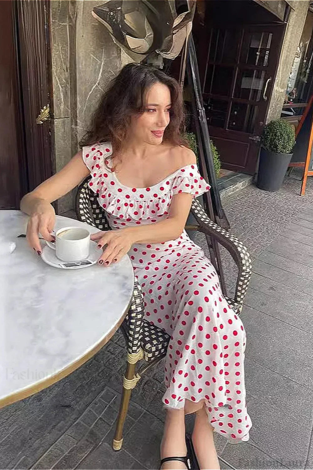 Sweet Ruffle Vacation Contemporary Dress for Comfort Fit Design