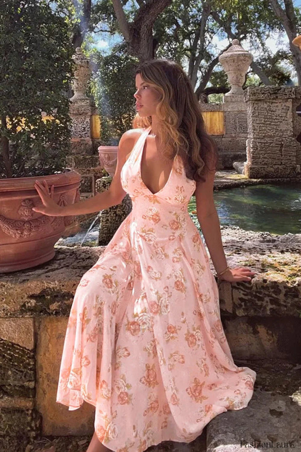Sweet Wind Slim Dress with Relaxed Everyday Styling Boutique Fashion Style