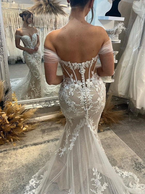 Sexy Off-The-Shoulder Deep V Illusion Corset Mermaid Wedding Dress With Lace Train