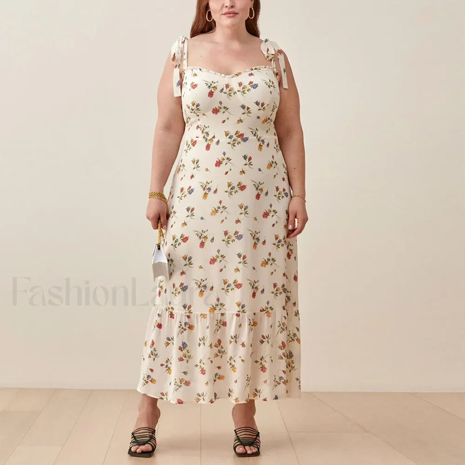Sweetheart Tie Strap Dress with Relaxed Fit and Layered Outfit Styling