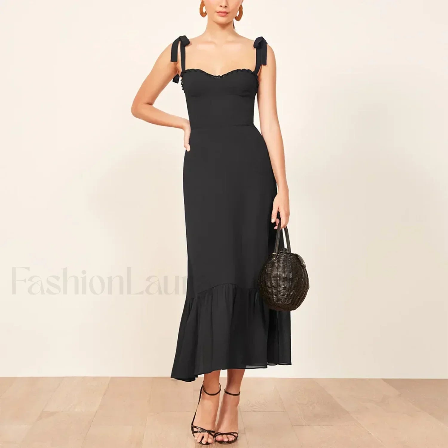 Sweetheart Tie Strap Dress with Relaxed Fit and Layered Outfit Styling