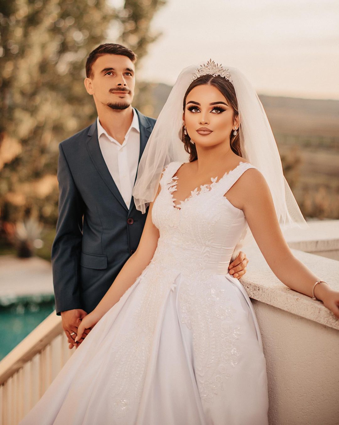 Trendy Floor-Length Sweetheart Spaghetti Strap Sleeveless A-Line Satin Wedding Gown with Beaded Details (ZD17496)