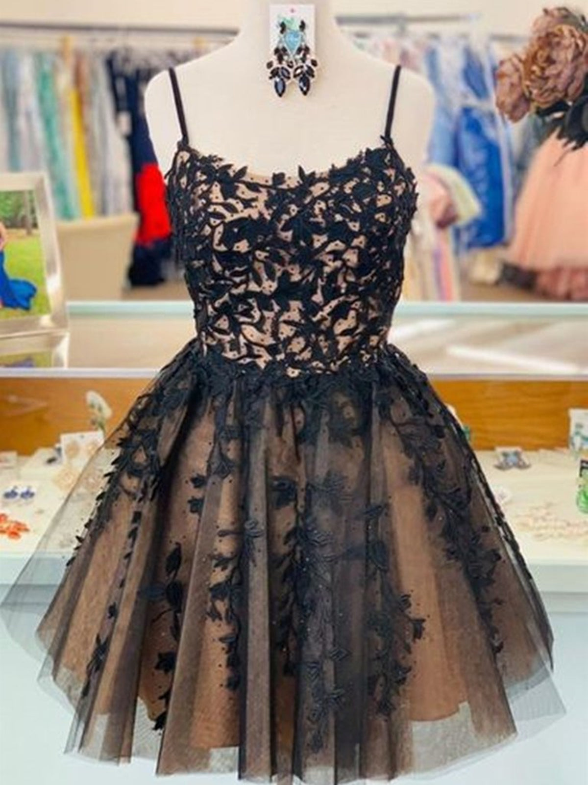 Unique Short A-line Sweetheart Spaghetti Straps Tulle Lace Formal Prom Homecoming Dresses - VelvetHem
