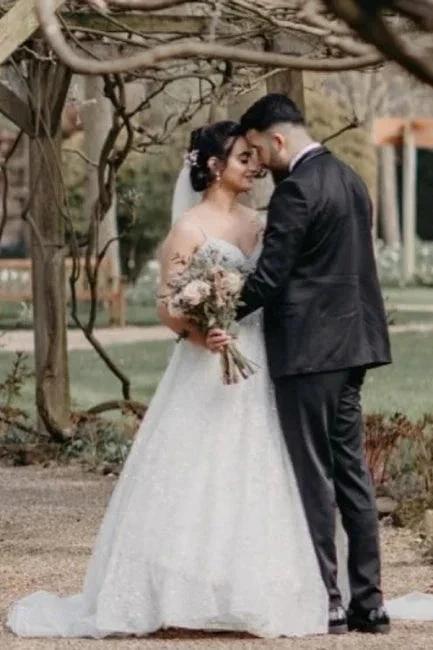 Vintage Spaghetti Strap Sleeveless A-Line Floor-Length Tulle Wedding Dresses with Beading (ZD14675)